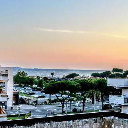 -Penthouse Con Terrazza Panoramica -Free Parking- Apartment Carrara Exterior photo
