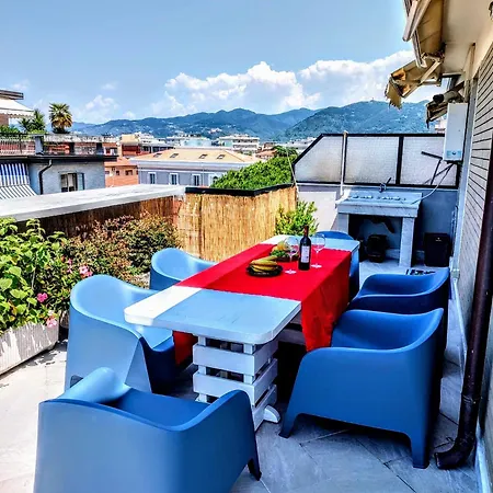 -Penthouse Con Terrazza Panoramica -Free Parking- Apartment Carrara Exterior photo