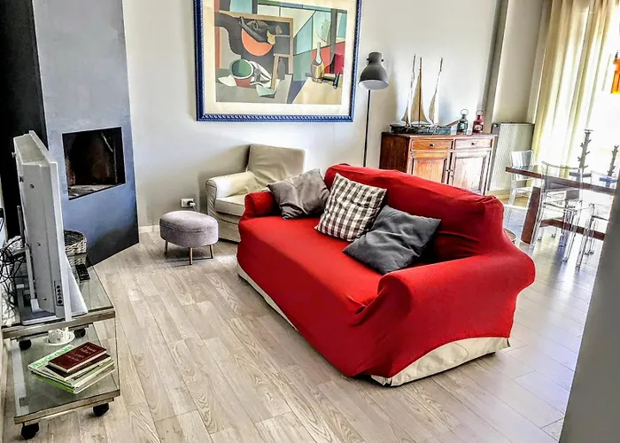 -Penthouse Con Terrazza Panoramica -Free Parking-