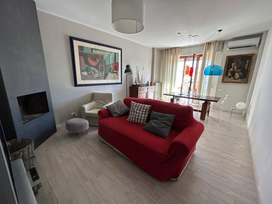 -penthouse Con Terrazza Panoramica -free Parking- Carrara