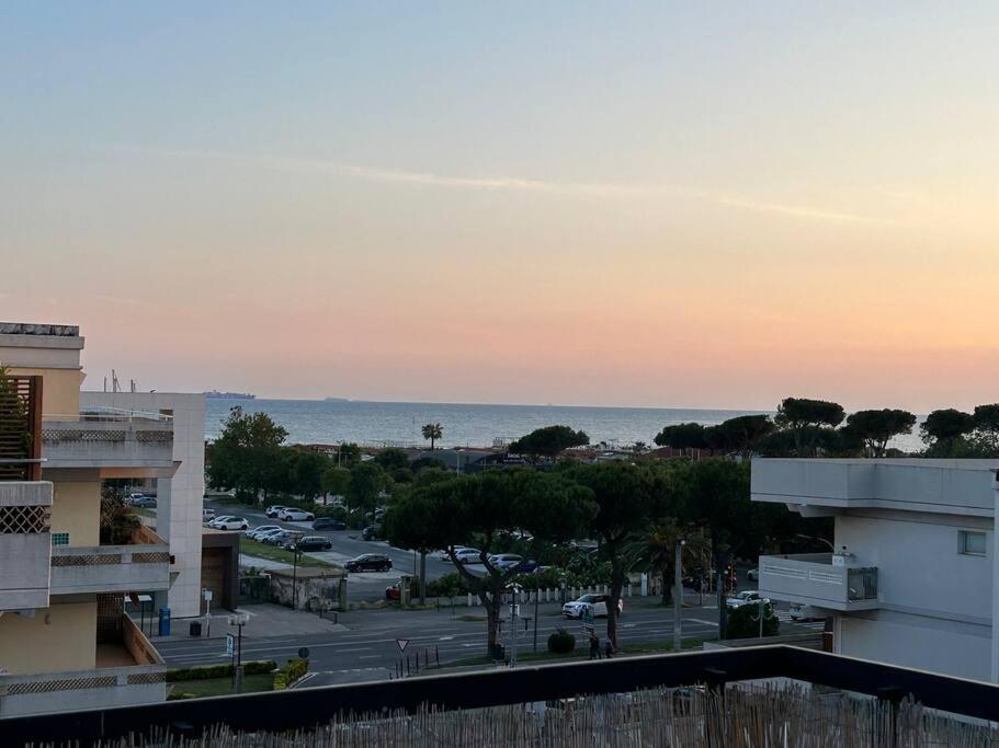 Apartment -penthouse Con Terrazza Panoramica -free Parking-