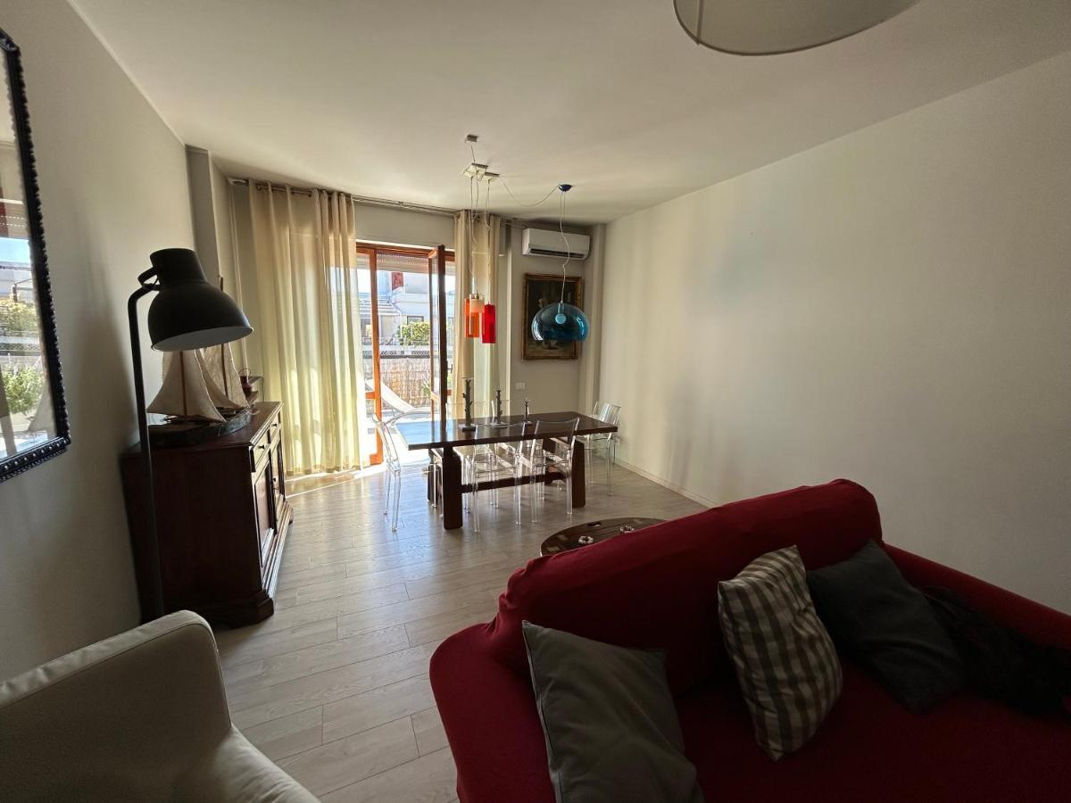 Apartment -penthouse Con Terrazza Panoramica -free Parking-
