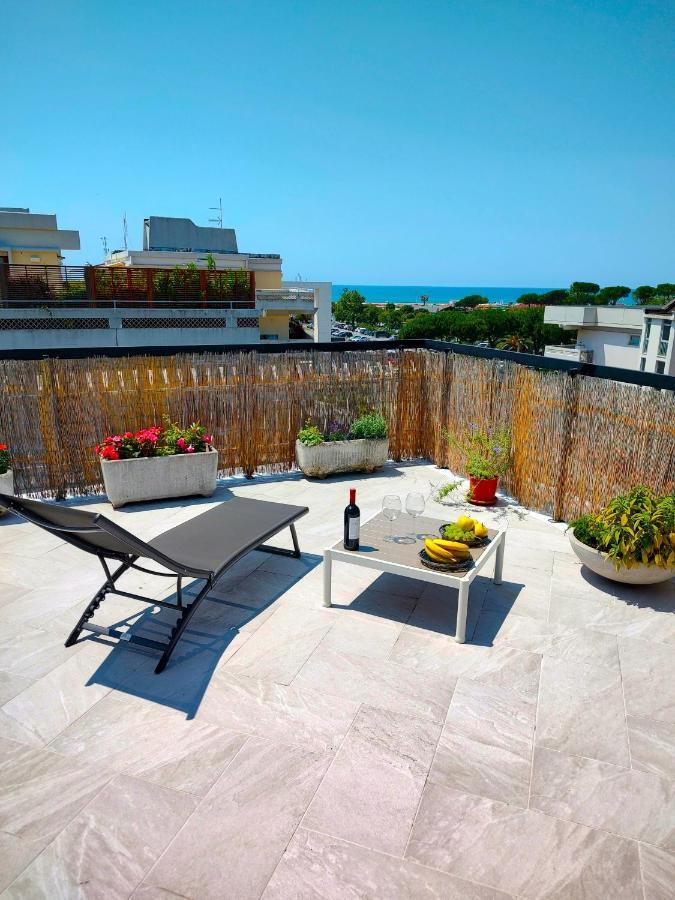 Apartment -penthouse Con Terrazza Panoramica -free Parking-